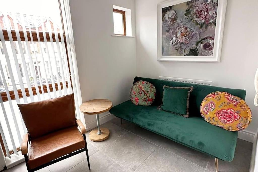 Boutique Style Apartment Belfast Exterior photo